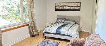 Gorgeous 3BR Home • Modern & Fully New Updated