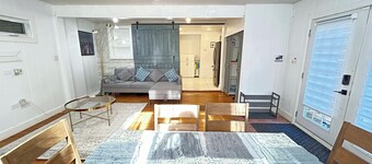 Gorgeous 3BR Home • Modern & Fully New Updated