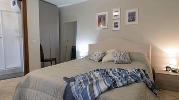 2 camere, ferro/asse da stiro, Wi-Fi gratuito, lenzuola
