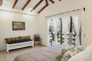 2 habitaciones, cuna de viaje, wifi gratis y ropa de cama 