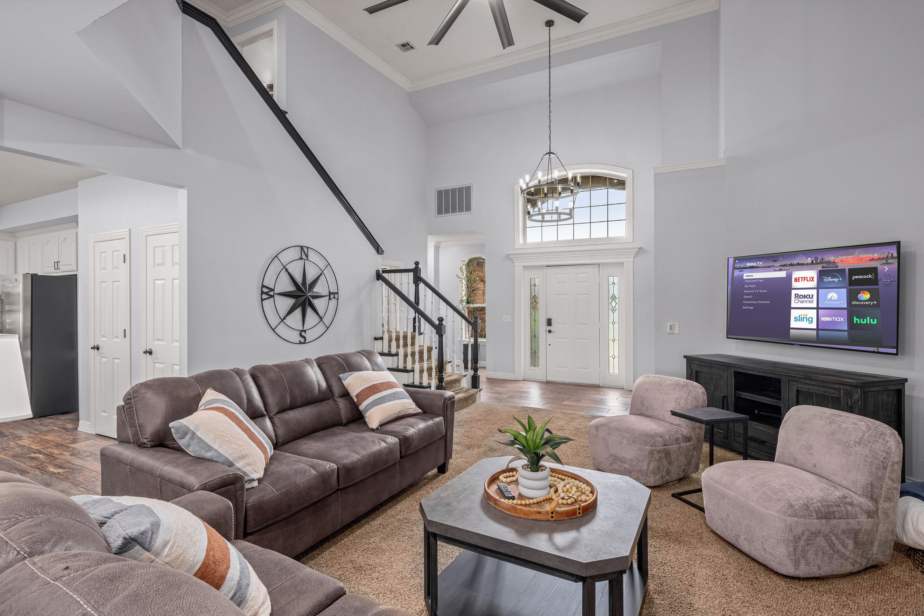 Smart TV, fireplace, table tennis