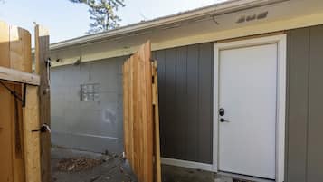 Enceinte de lâhĂ©bergement