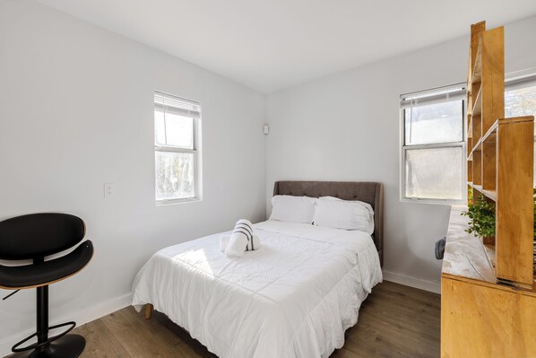 1 bedroom, iron/ironing board, WiFi, bed sheets