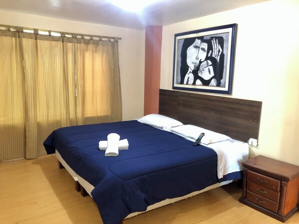 Casa, balcón, vista a la ciudad | Wifi gratis 