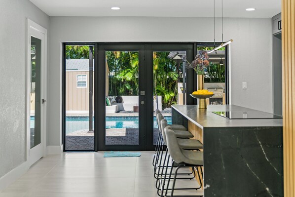 Interior - Fun Retreat: 6BR Pool, Games, Jacuzzi, BBQ & More (Hialeah)