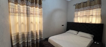 Le11Onze: 1-Bed, 1-Bath Apartment 1
