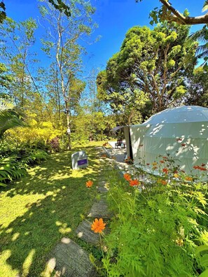 Villa – comfort, flere senger, terrasse, hageutsikt | Terrasse/patio