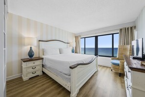 2 bedrooms, iron/ironing board, free WiFi, bed sheets - ⭐The Breakers 73 | Gulf Front⭐ (Orange Beach)