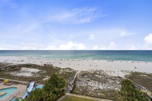 On the beach - ⭐The Breakers 73 | Gulf Front⭐ (Orange Beach)