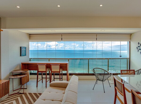 Interior - 2 Bedrooms with View to the Sea of Barra (Salvador)