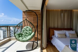 1 chambre, fer et planche à repasser, accès Internet