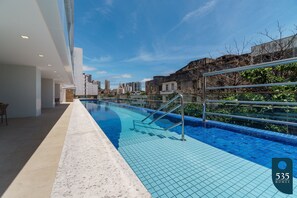 Pool - Sea view close to the beach and Barra mall (Salvador)