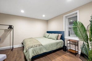 3 多间卧室、办公桌、熨斗/熨衣板、WiFi