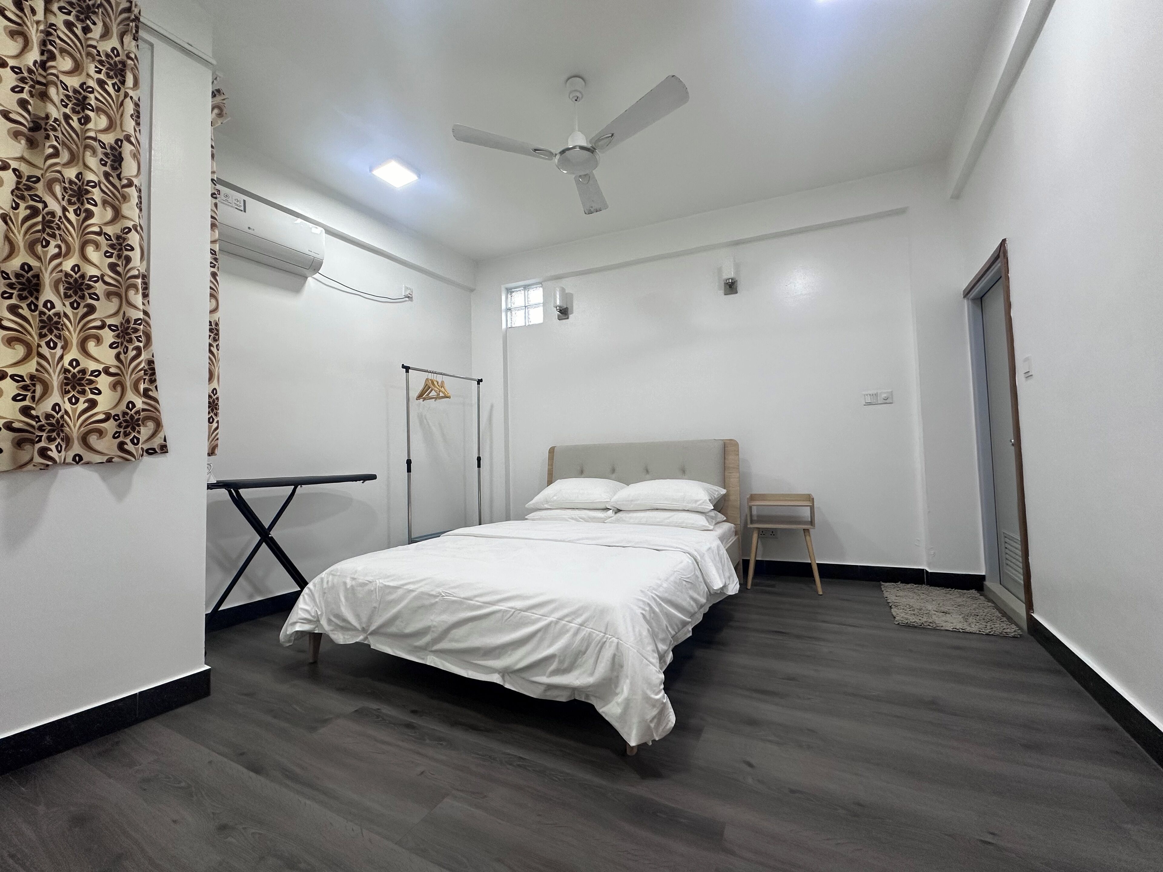 1 bedroom, iron/ironing board, WiFi, bed sheets