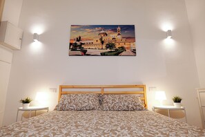 1 chambre, bureau, Wi-Fi, draps fournis