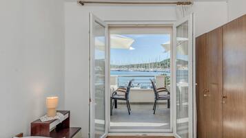 Apartment, 4 Bedrooms, Sea View | Terrace/patio