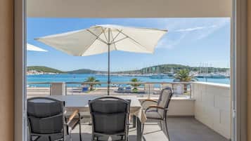Apartment, 4 Bedrooms, Sea View | Terrace/patio