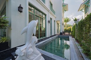 Fridge, microwave, oven, stovetop - Elyday Villa - Bai Khem Beach, Phu Quoc (Phu Quoc)