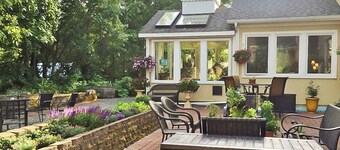 Luxury & Privacy Perfected: Estate Home Charm with Boutique Hotel Flair