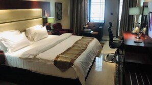 Economy-Zimmer, Balkon, Stadtblick