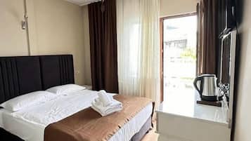 Deluxe Double Room, Balcony | In-room safe, free WiFi