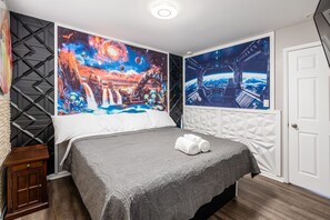 4 bedrooms, iron/ironing board, WiFi, bed sheets