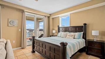 3 bedrooms, iron/ironing board, travel crib, WiFi