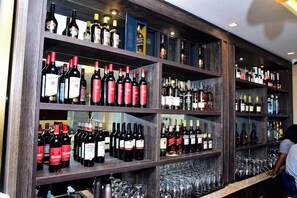 Bar (in der Unterkunft)