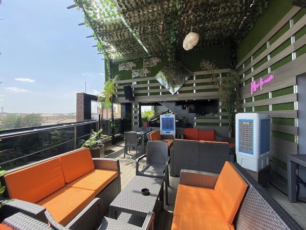 Rooftop terrace - Southern Altantic Hotels and Apartments (Yenagoa)
