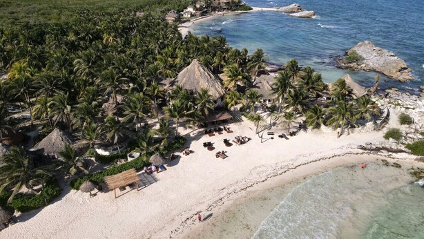 Beach - King Studio w/ Private Balcony + Rooftop Pool, Gym (Tulum)