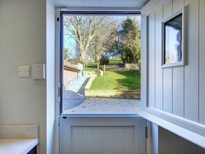 Interior - Escape to this charming, beautifully restored stone cottage in Cowesby. (Cowesby, near Thirsk)