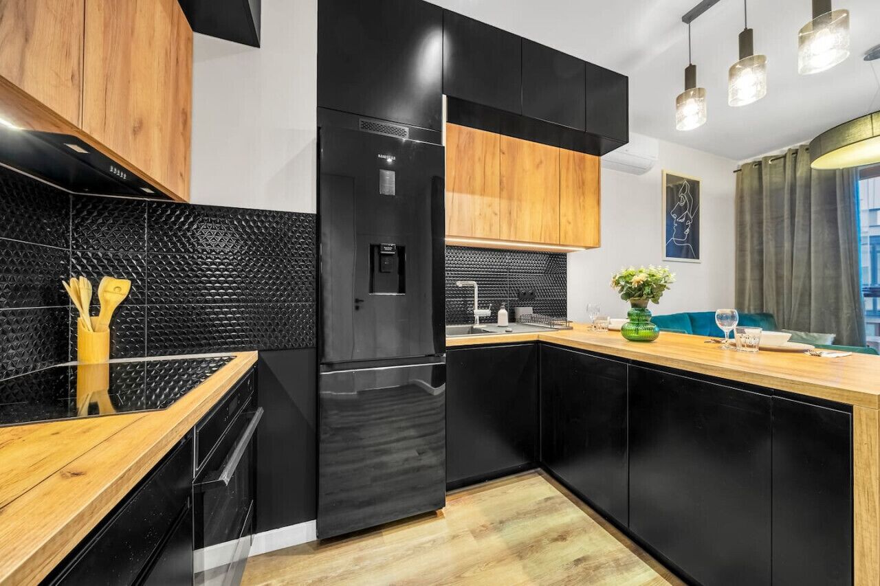 Kühlschrank, Ofen, Herdplatte, Geschirrspüler