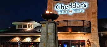 7BR Comfort Haven For 16 I Next to Tinker I EC