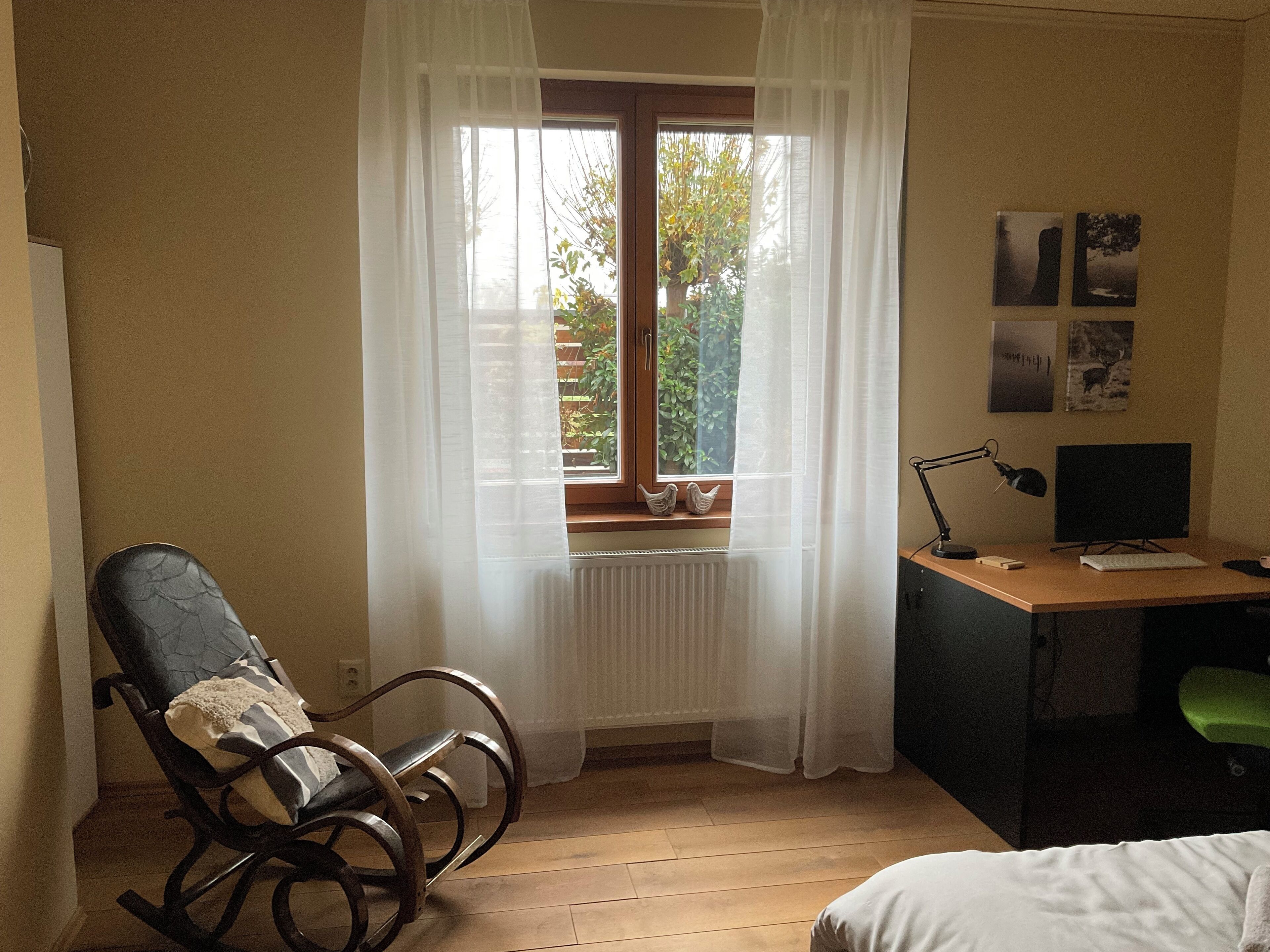 1 chambre, fer et planche à repasser, Wi-Fi, draps fournis