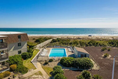 Steps Away from the Ocean at Southwinds