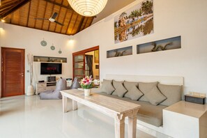 Smart-TV, Videospiele, DVD-Player, Stereoanlage