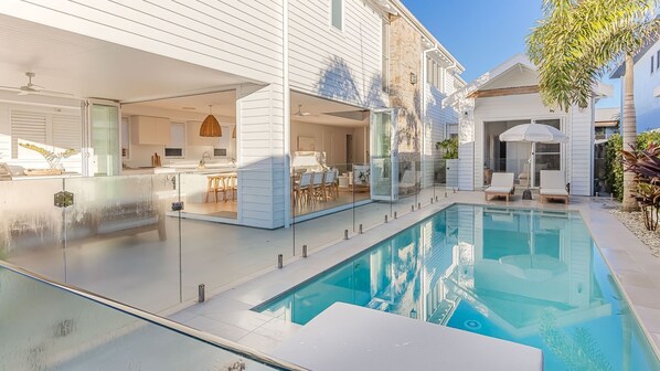 Pool - Coen by the Sea - Beachfront home (Casuarina)