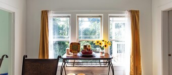 Charm of Crestview! 5-bedroom house in serene Knoxville!