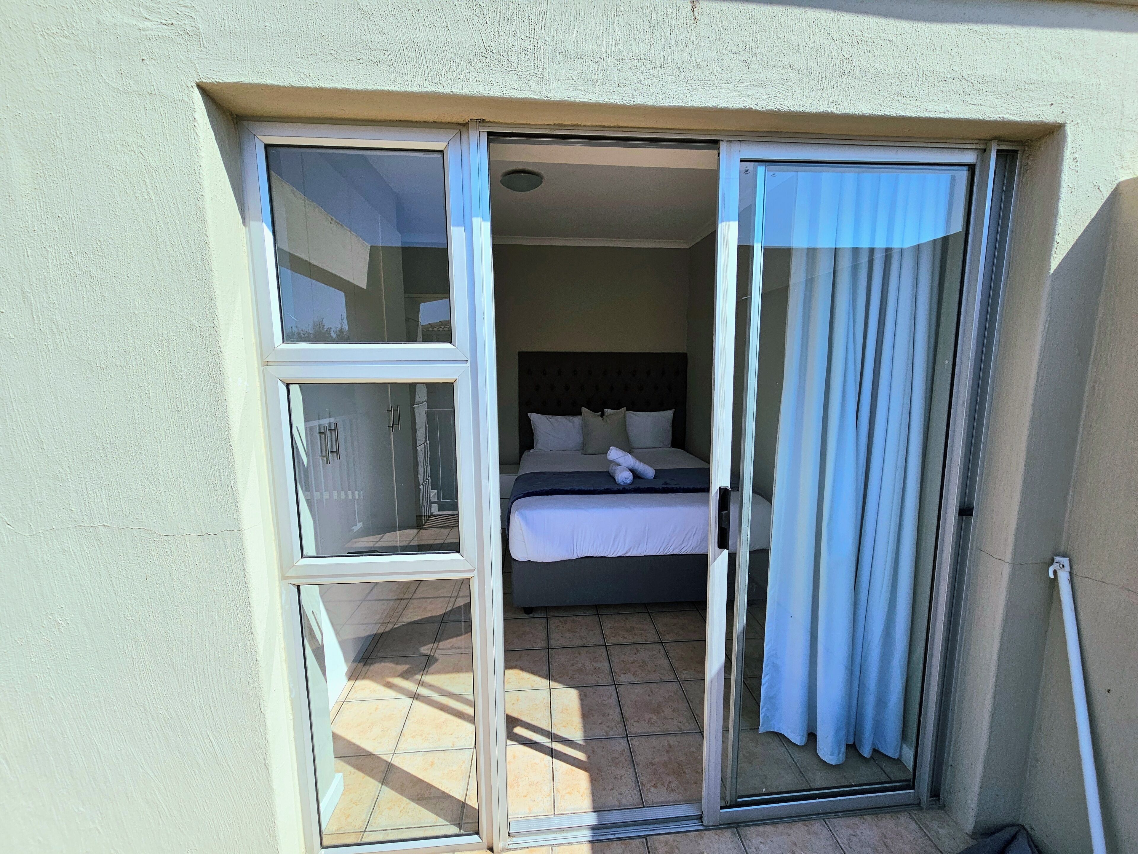 3 habitaciones, tabla de planchar con plancha y wifi gratis 