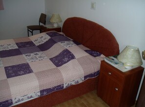 1 bedroom, iron/ironing board, Internet, bed sheets - Apartments Bionda Senj - One Bedroom Apartment with Terrace (Senj)
