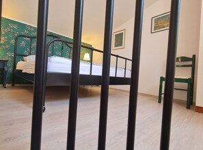 1 bedroom, iron/ironing board, Internet, bed sheets