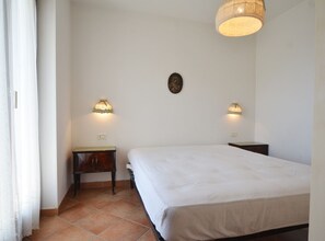 2 makuuhuonetta, Wi-Fi, vuodevaatteet