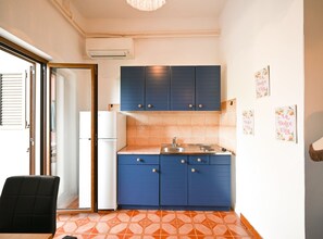 Kühlschrank, Herdplatte