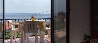 Apartments Marko - Three Bedroom Apartment with Sea View
