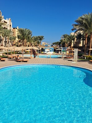 Pool - Studio at elkarma hotel & aqua park (Hurghada)