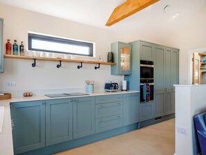 Dishwasher, highchair - 2 bedroom accommodation in Thorness (Thorness)