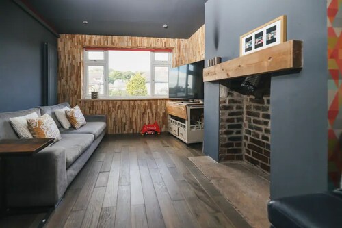 Franky’s Place, Residence in Roundhay, Leeds