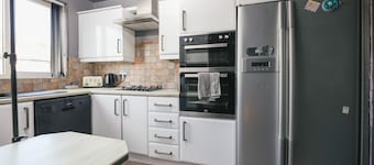 Franky’s Place, Residence in Roundhay, Leeds