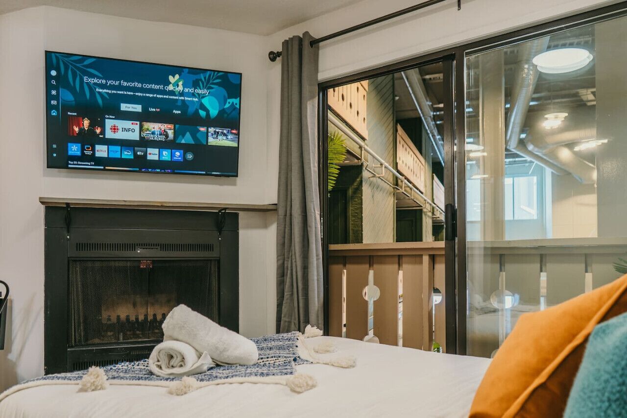 1 bedroom, desk, free WiFi, bed sheets