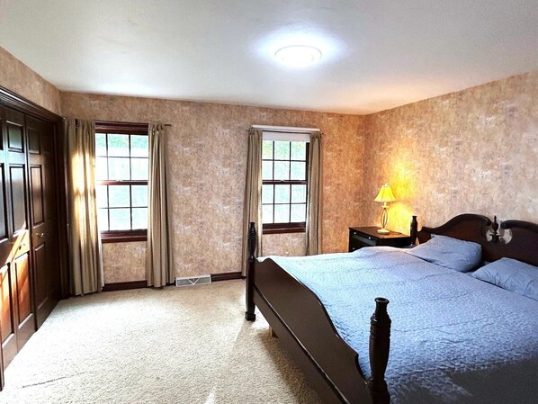 5 quartos, Wi-Fi, roupa de cama